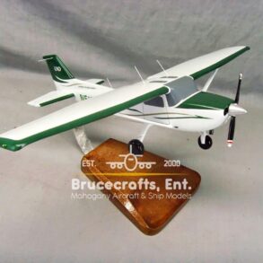 Model of Cessna 172 Skyhawk UND (N512ND) with detailed craftsmanship.